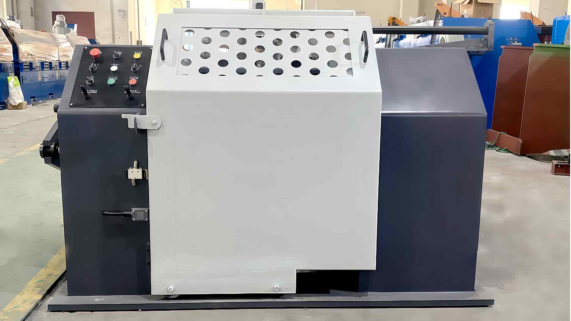 كيف يساعد Quick Pay-Off Rack على تحسين سير العمل وتقليل وقت التوقف عن العمل في عمليات التصنيع كبيرة الحجم؟